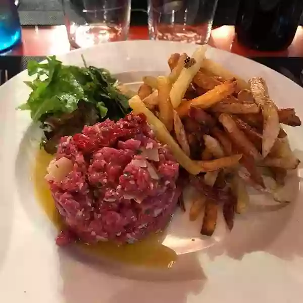 Restaurant - Le Bistrot de la Gare - Restaurant Puisseguin - Chateau de Mole
